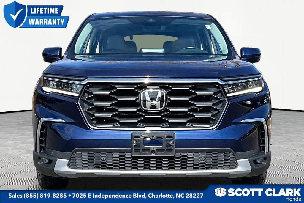 Used 2025 Honda Pilot EX-L image 2