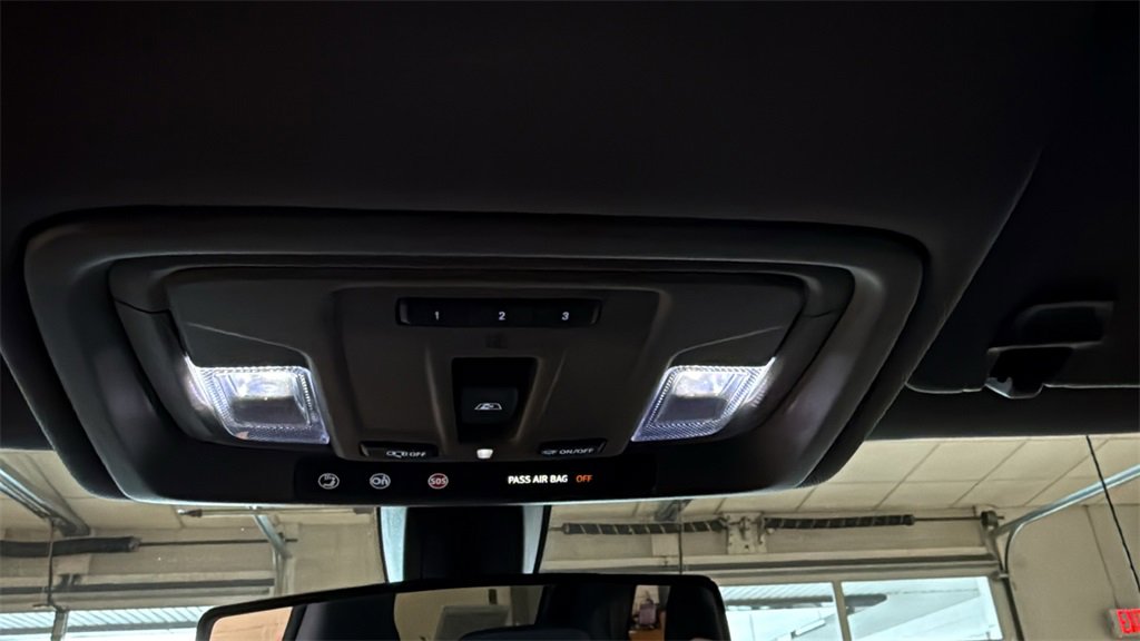 Used 2020 Chevrolet Silverado 1500 LT w/ All-Star Edition image 33