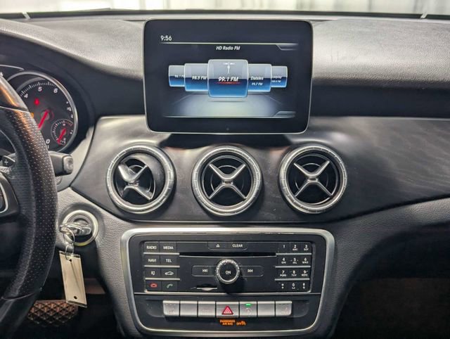 Used 2019 Mercedes-Benz CLA 250 image 11