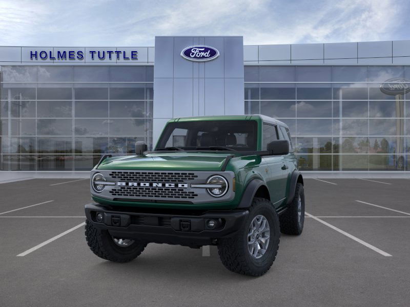 New 2025 Ford Bronco Badlands image 2