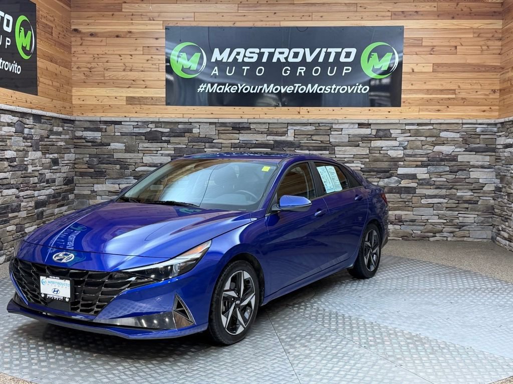 Used 2023 Hyundai Elantra Limited w/ Cargo Package FWD image 13