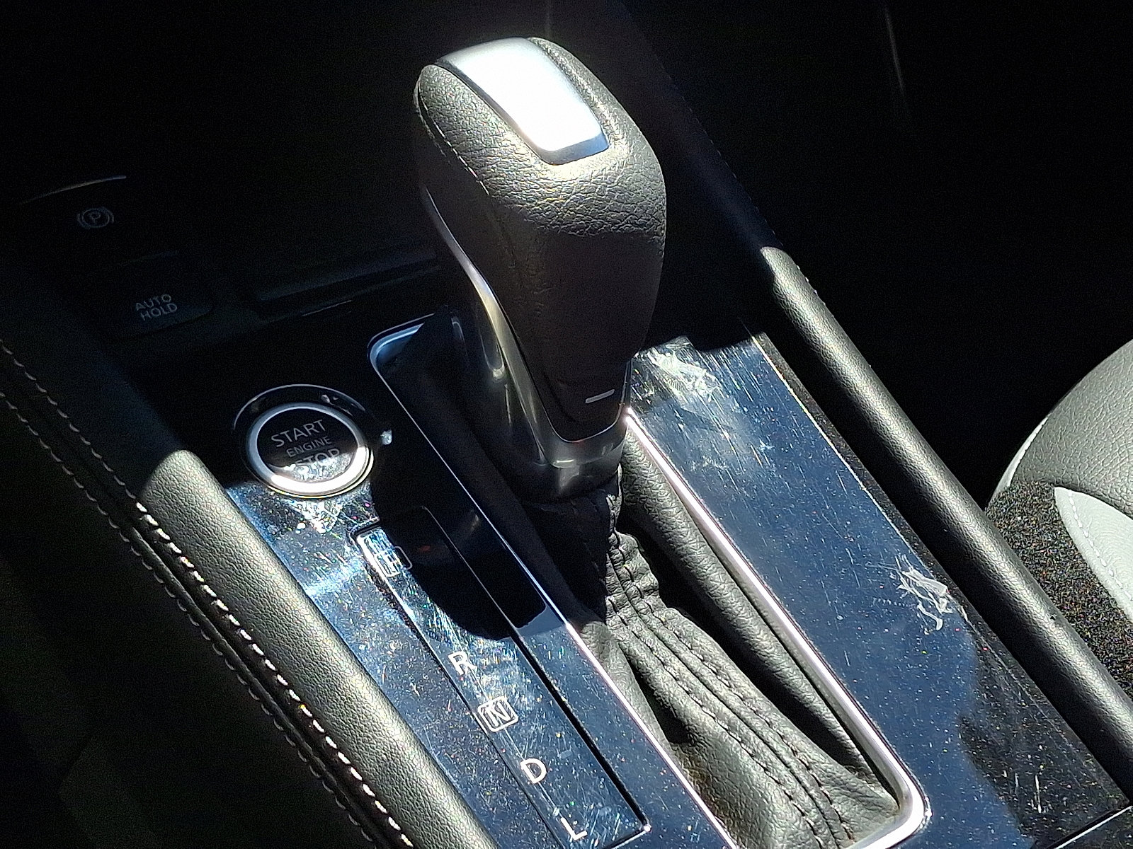 Used 2023 Nissan Kicks SR w/ SR Premium Package image 15