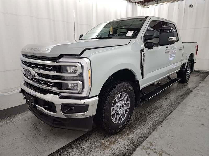 Used 2025 Ford F350 Lariat w/ Lariat Ultimate Package AWD/4WD image 1