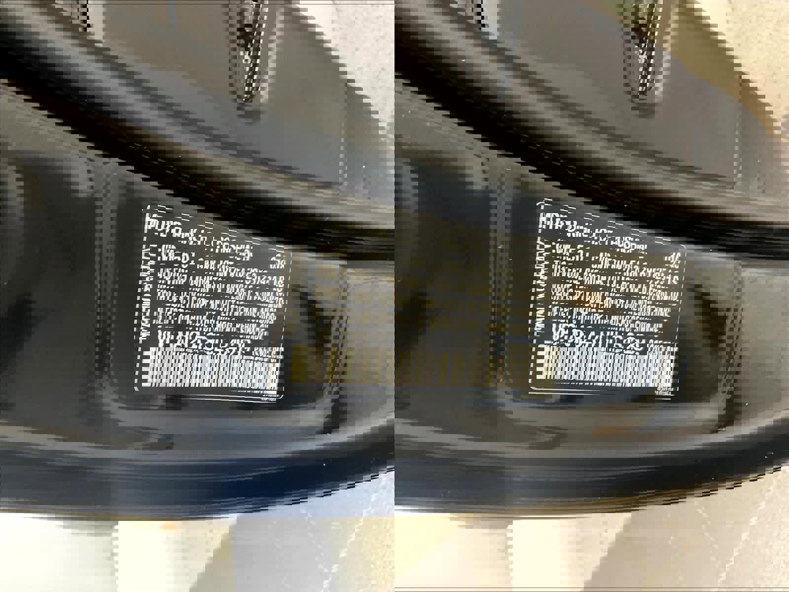 Used 2018 Porsche Panamera 4S image 33