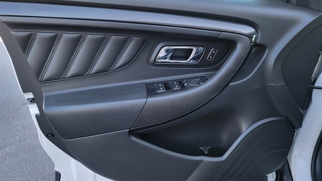 Used 2016 Ford Taurus SHO w/ Equipment Group 401A image 18