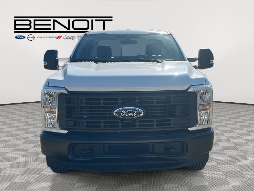 New 2026 Ford F250 XL w/ F-250 >10K GVWR Package image 2