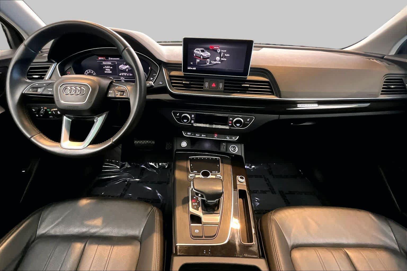 Used 2020 Audi Q5 2.0T Premium Plus AWD/4WD image 16