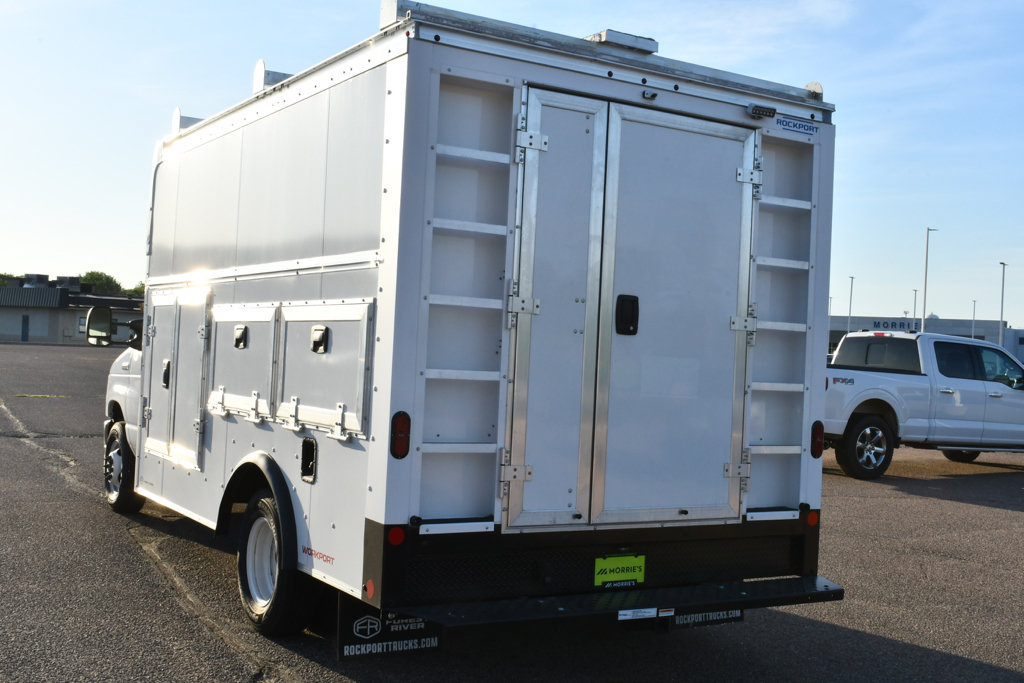 New 2027 Ford E-350 and Econoline 350 Super Duty w/ Power Equipment Group RWD image 14