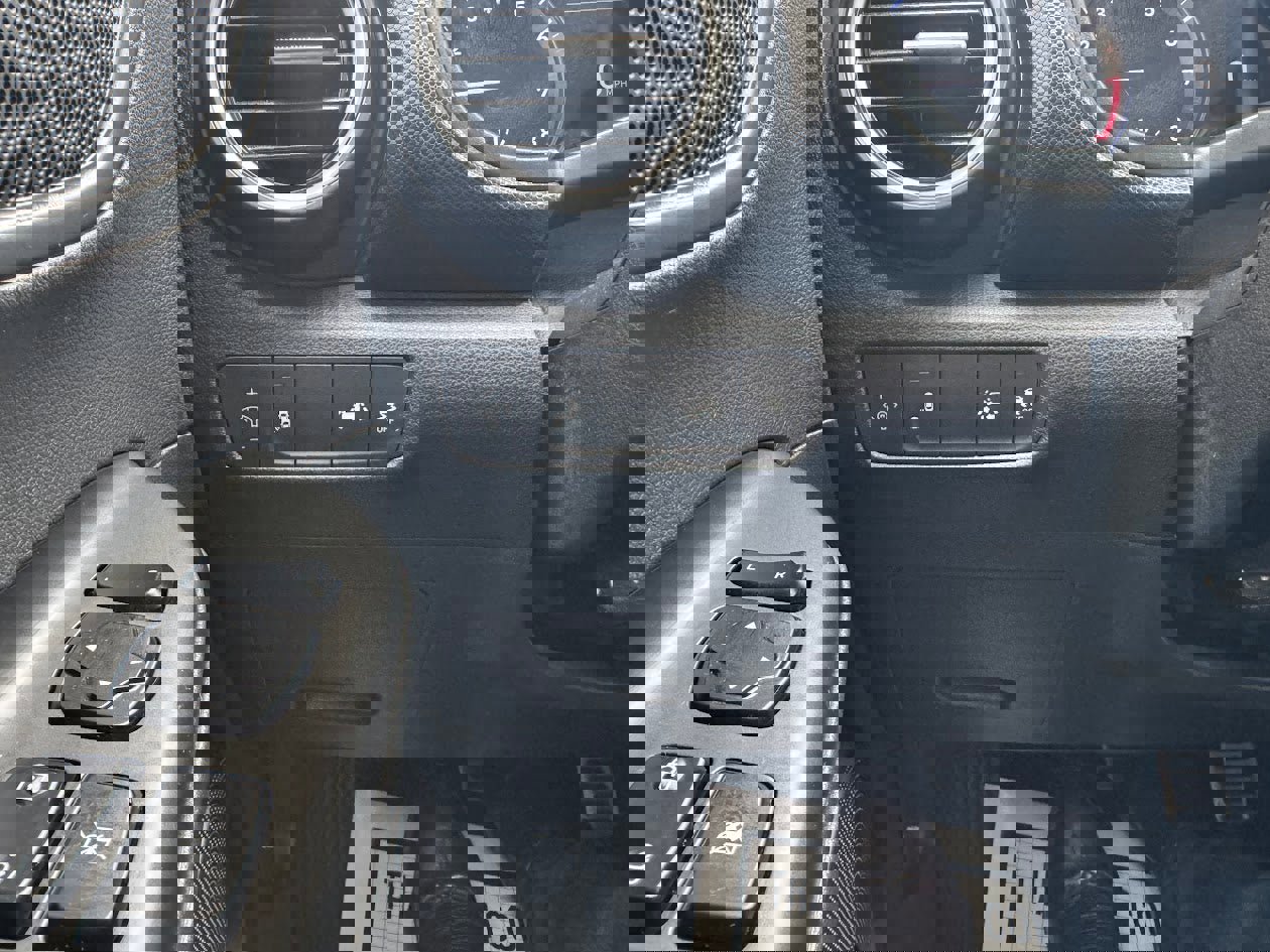 Used 2021 Hyundai Kona Night w/ Cargo Package image 11