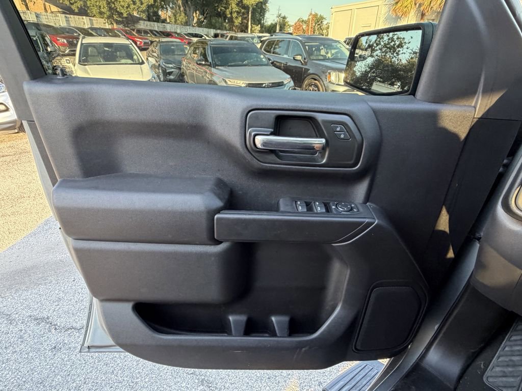 Certified 2025 Chevrolet Silverado 1500 Custom Trail Boss AWD/4WD image 24