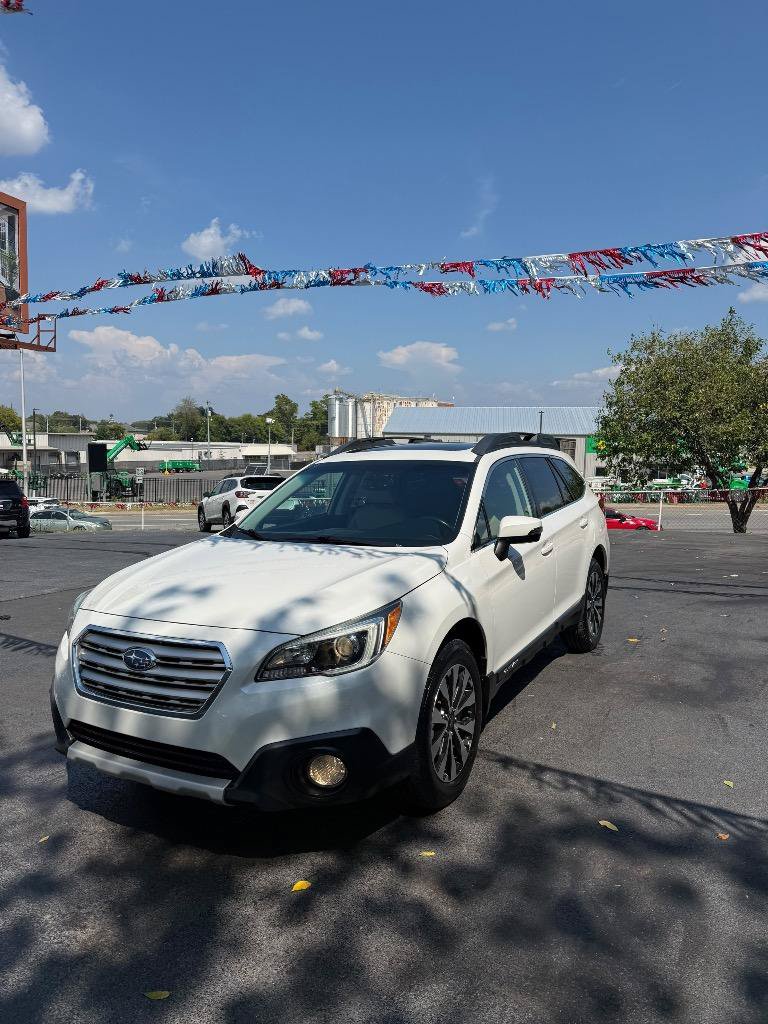 Used 2015 Subaru Outback 2.5i Limited AWD/4WD image 6
