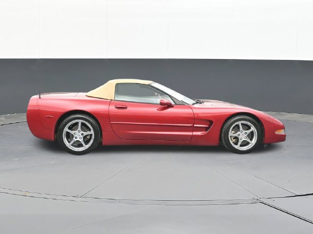 Used 2001 Chevrolet Corvette Convertible w/ Preferred Equipment Group2 RWD image 17