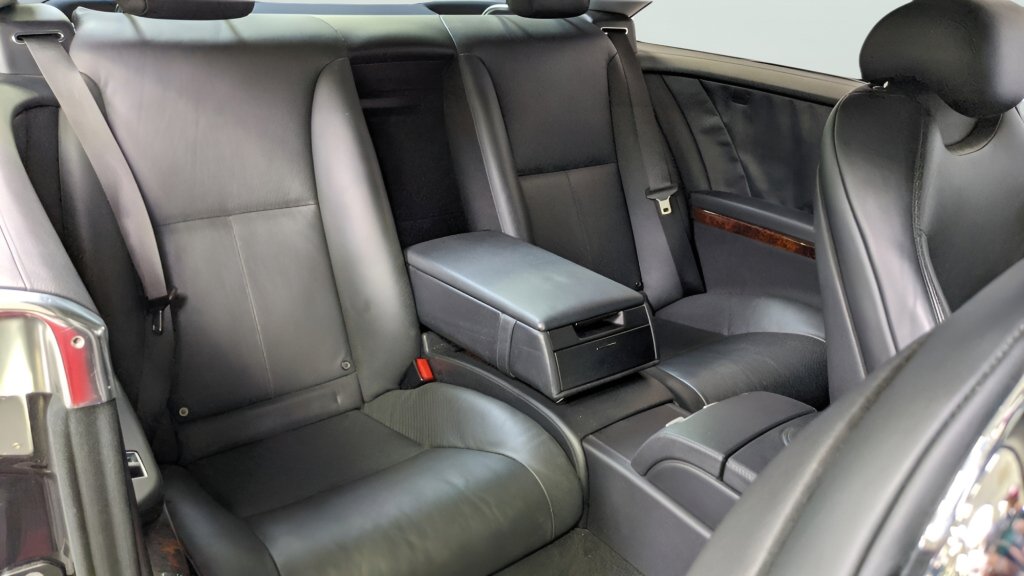 Used 2011 Mercedes-Benz CL 550 4MATIC image 25