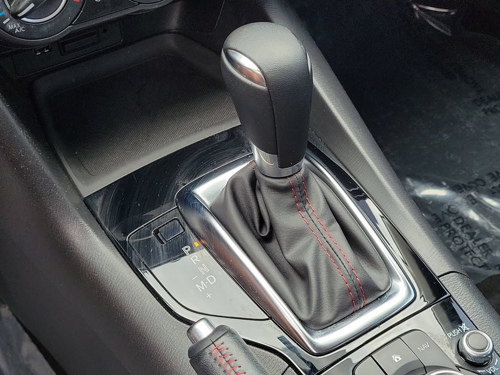 Used 2015 MAZDA MAZDA3 i Touring FWD image 23
