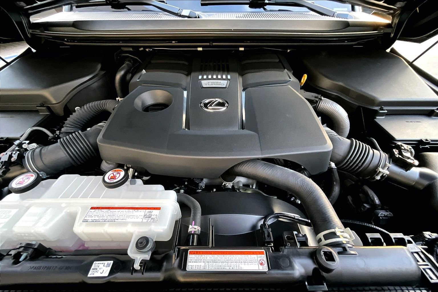 Used 2024 Lexus GX 550 w/ Cold Area Package image 10