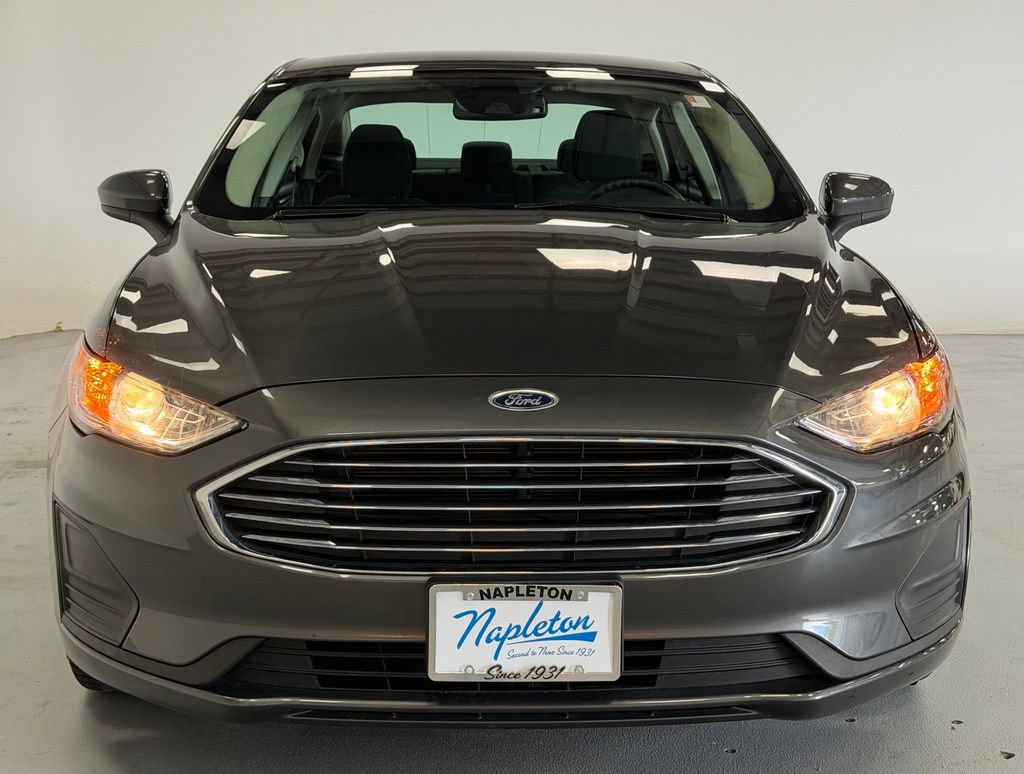 Used 2019 Ford Fusion SE FWD image 7
