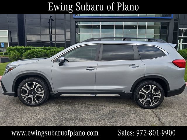 Used 2023 Subaru Ascent Limited w/ Technology Package image 2