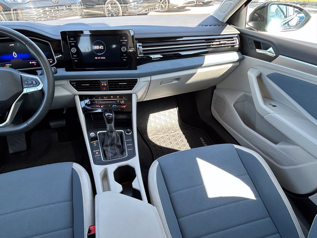 Certified 2026 Volkswagen Jetta SE FWD image 11