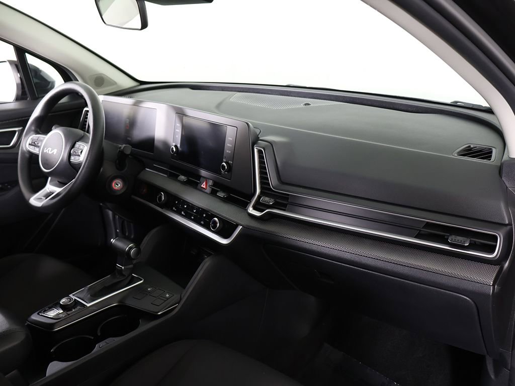Used 2024 Kia Sportage LX AWD/4WD image 25