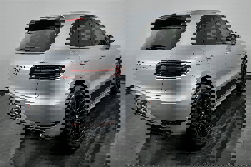 Used 2017 Porsche Macan GTS w/ Premium Package Plus image 10