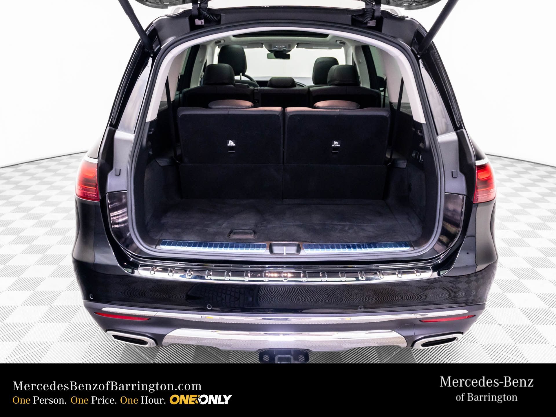 New 2026 Mercedes-Benz GLS 450 4MATIC image 34