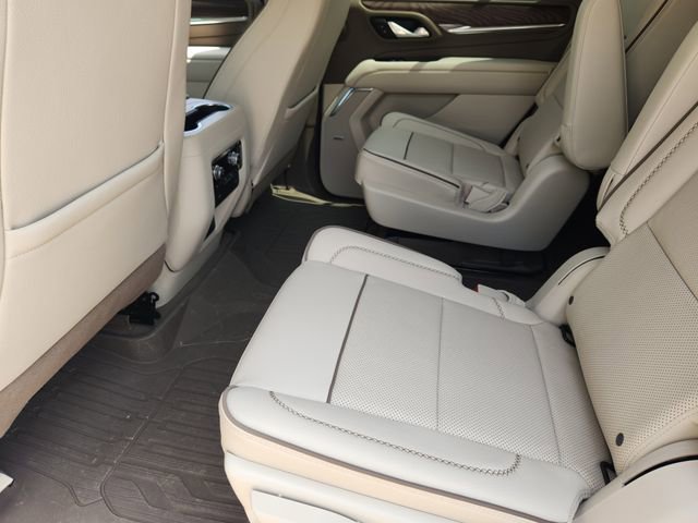 Used 2023 GMC Yukon Denali w/ LPO, Floor Liner Package AWD/4WD image 30