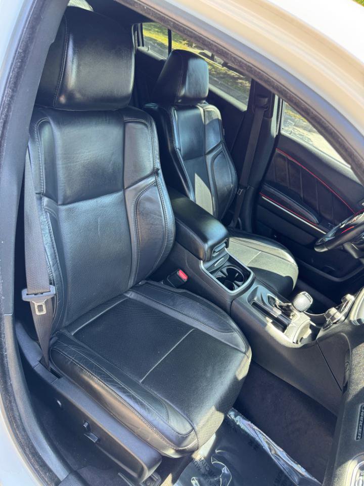 Used 2018 Dodge Charger R/T w/ Plus Group image 19