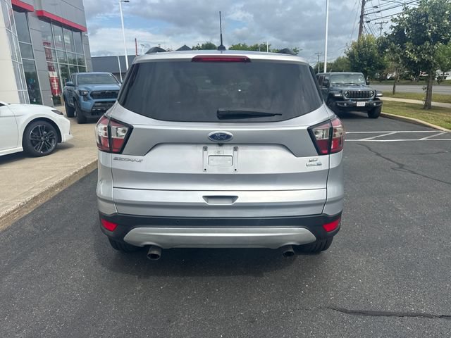 Used 2017 Ford Escape SE w/ Equipment Group 201A AWD/4WD video 4
