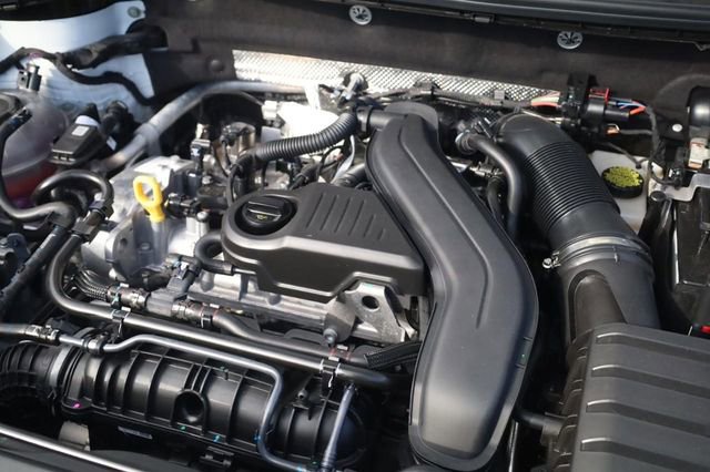 New 2026 Volkswagen Taos SEL image 23