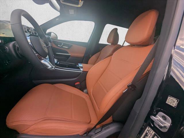 Used 2026 Mercedes-Benz GLC 300 image 11