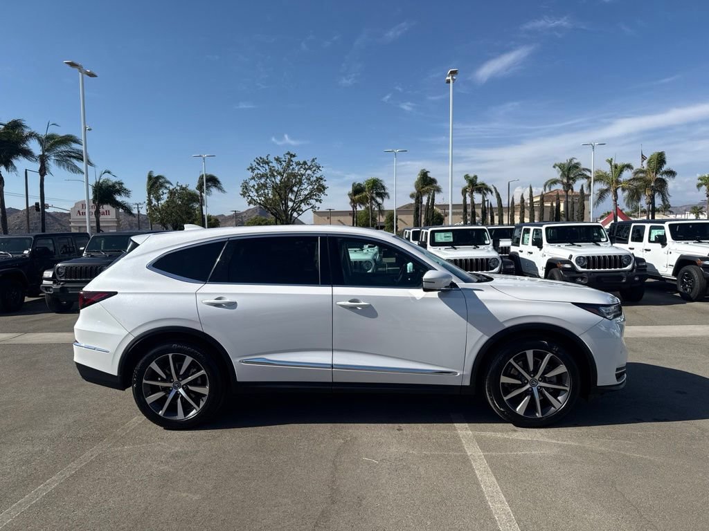 Used 2025 Acura MDX FWD w/ Technology Package image 3