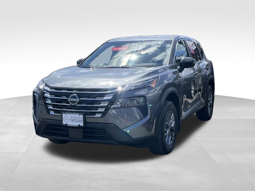 Certified 2026 Nissan Rogue S AWD/4WD image 2