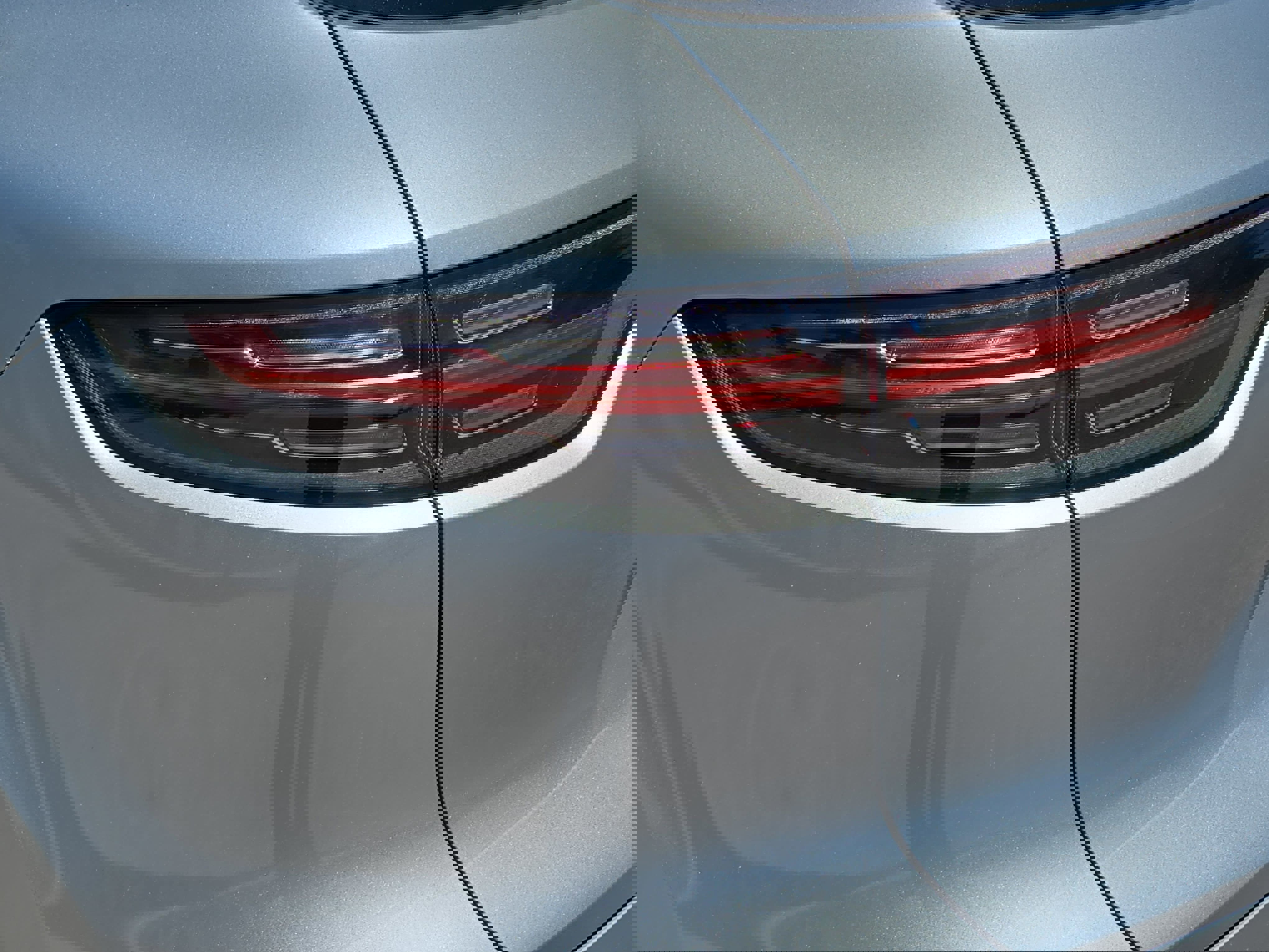 Used 2020 Porsche Cayenne AWD/4WD image 34