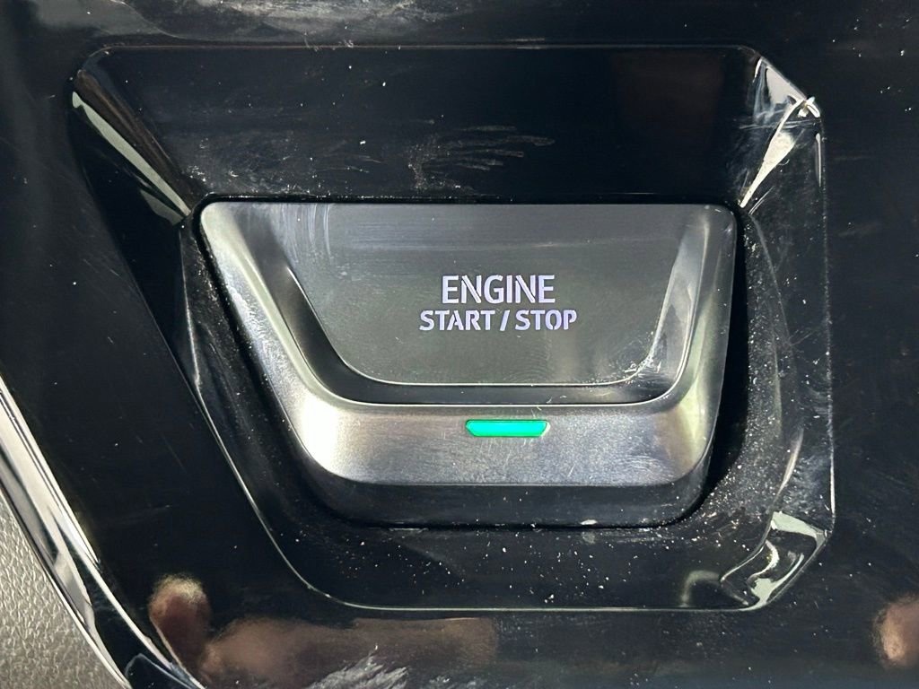 Used 2024 GMC Sierra 3500 Denali Ultimate AWD/4WD image 24