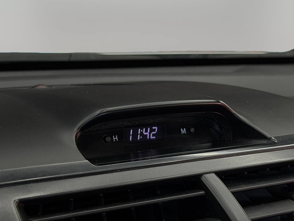 Used 2012 Toyota Camry LE FWD image 16