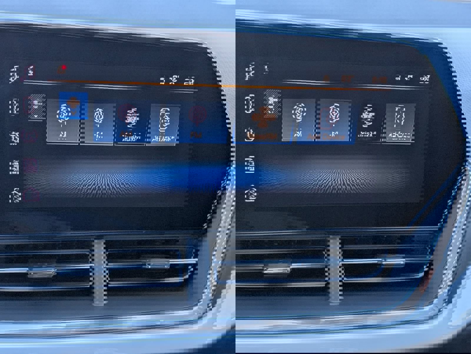 New 2026 Chevrolet Trax LT w/ Driver Confidence Package image 17