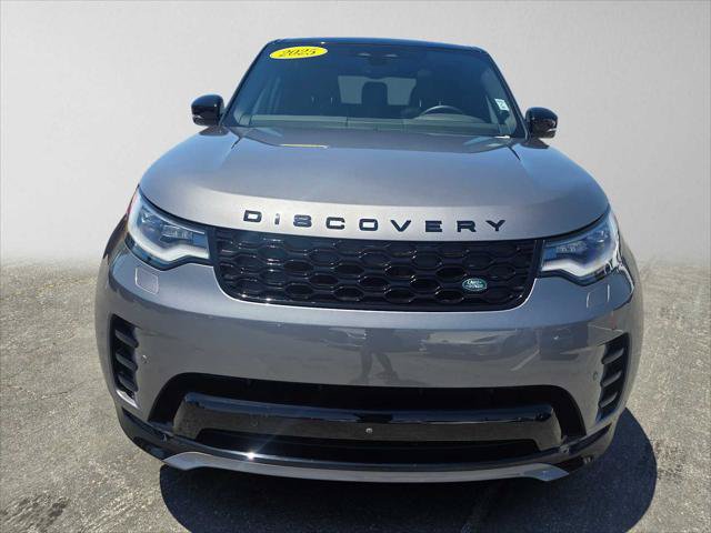 Used 2025 Land Rover Discovery Dynamic SE AWD/4WD image 8