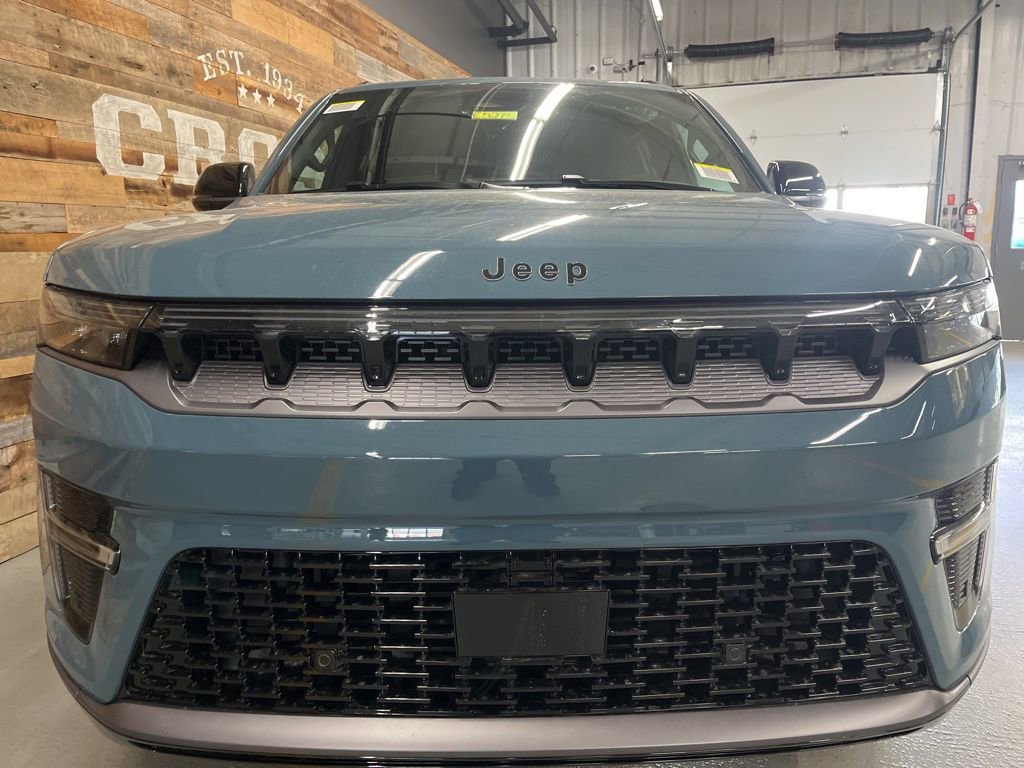 New 2026 Jeep Grand Wagoneer L Limited AWD/4WD image 7