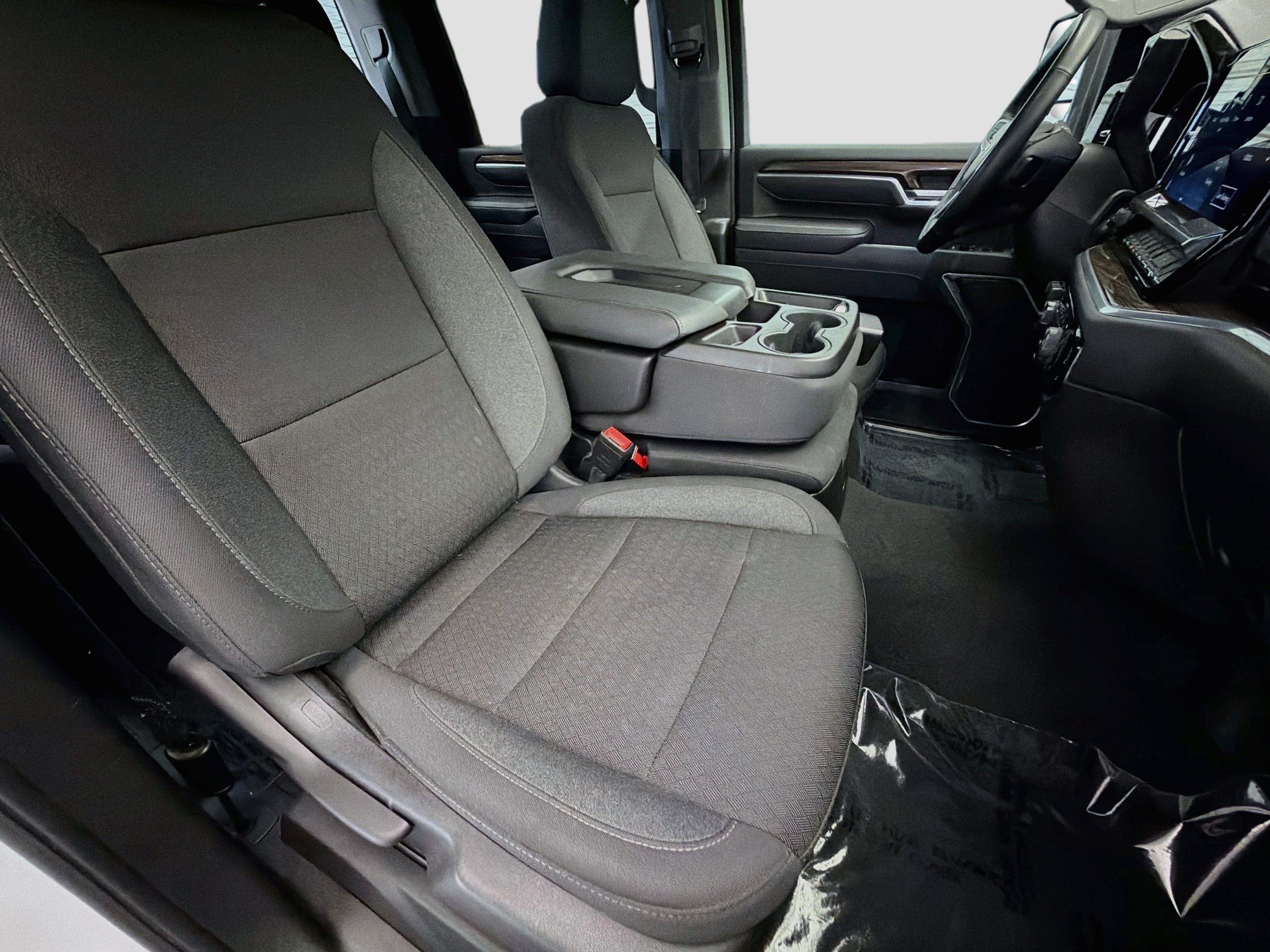 Used 2025 Chevrolet Silverado 2500 LT w/ Safety Package AWD/4WD image 15