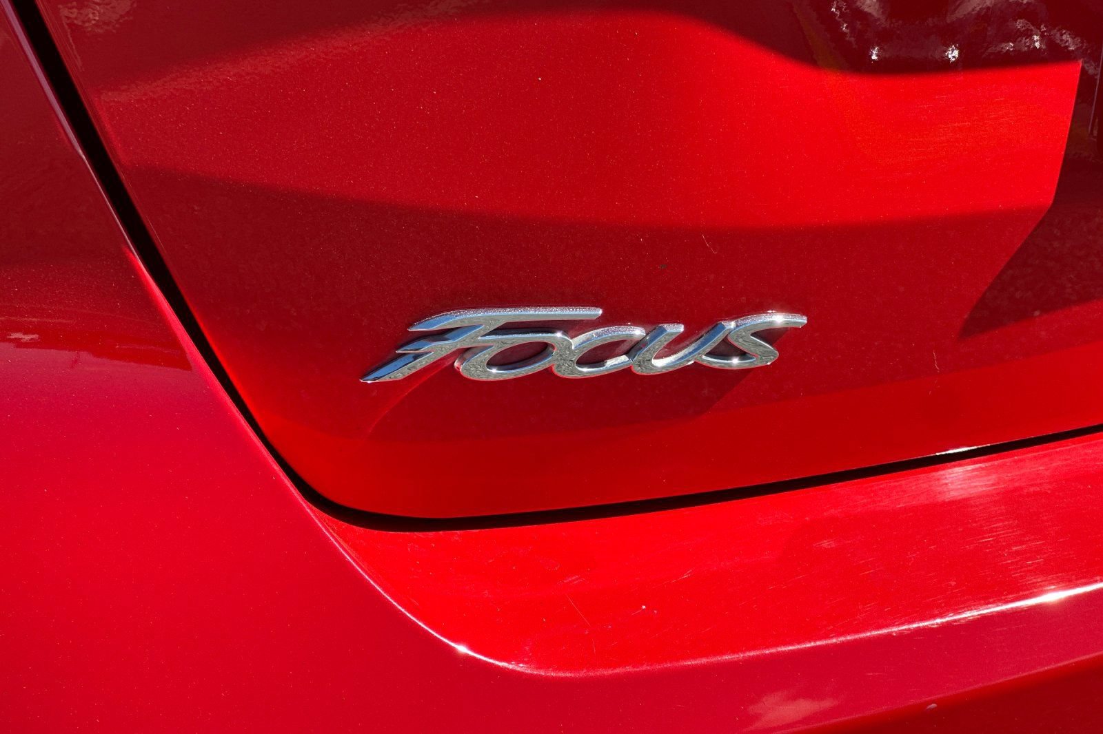 Used 2017 Ford Focus ST FWD image 24
