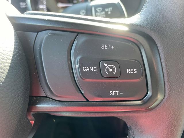 Used 2023 Jeep Wrangler Unlimited w/ Cold Weather Group AWD/4WD image 27