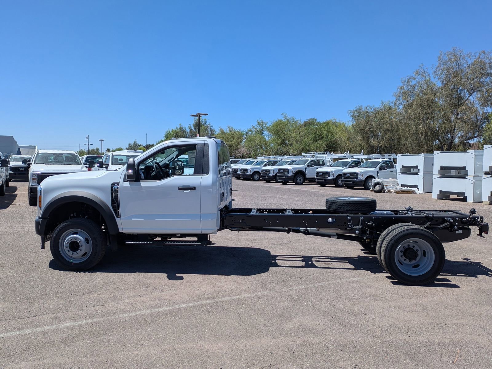 New 2026 Ford F550 2WD Regular Cab Super Duty image 2