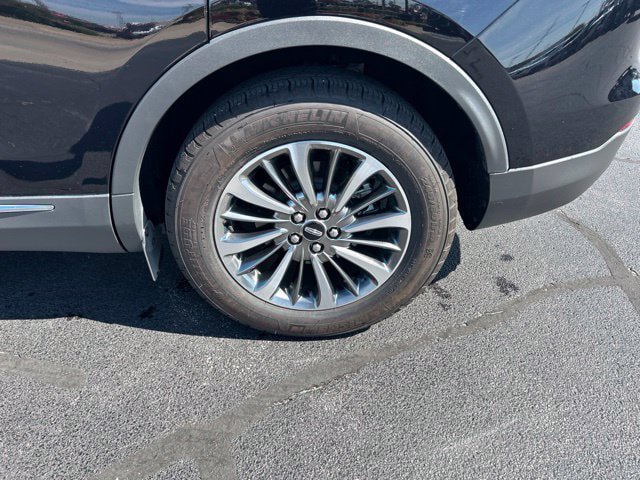 Used 2019 Lincoln Nautilus Select FWD image 12