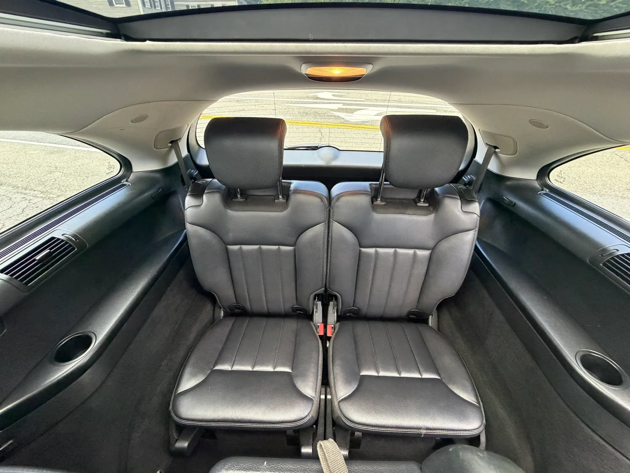 Used 2009 Mercedes-Benz R 350 4MATIC image 20