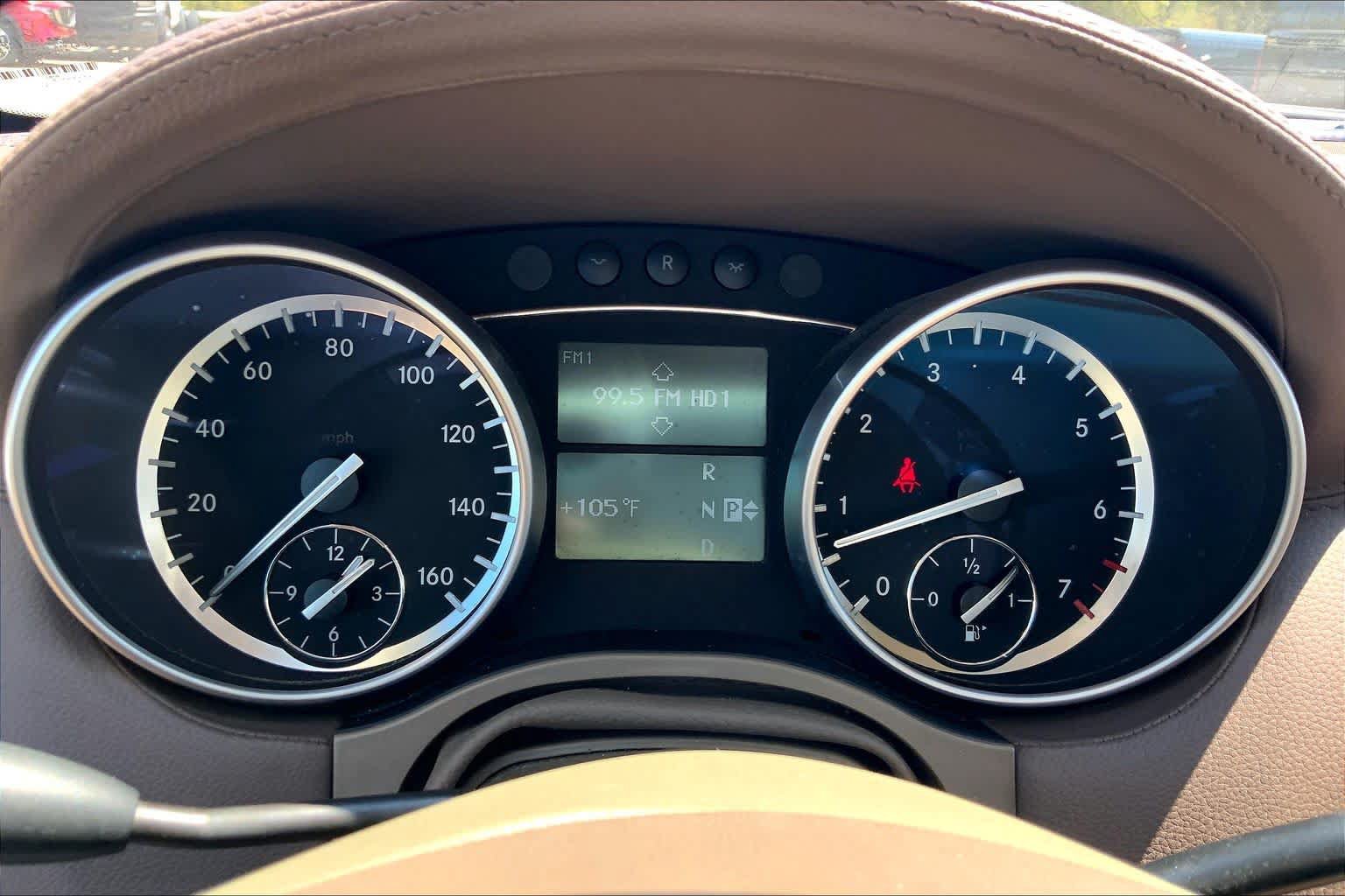 Used 2012 Mercedes-Benz GL 450 4MATIC image 25
