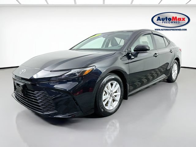 Used 2025 Toyota Camry LE w/ Convenience Package FWD image 4
