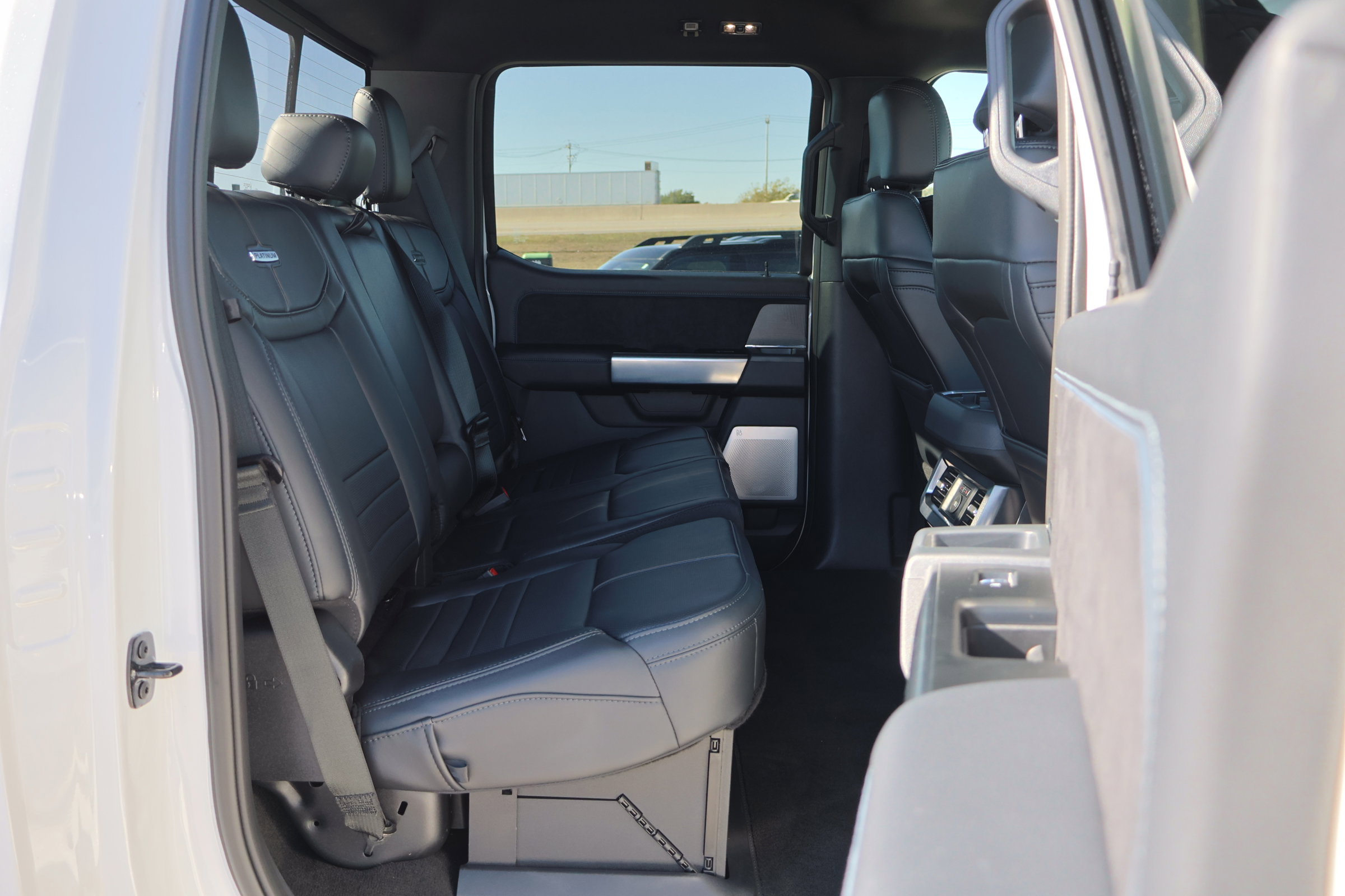 Certified 2025 Ford F450 Platinum image 36