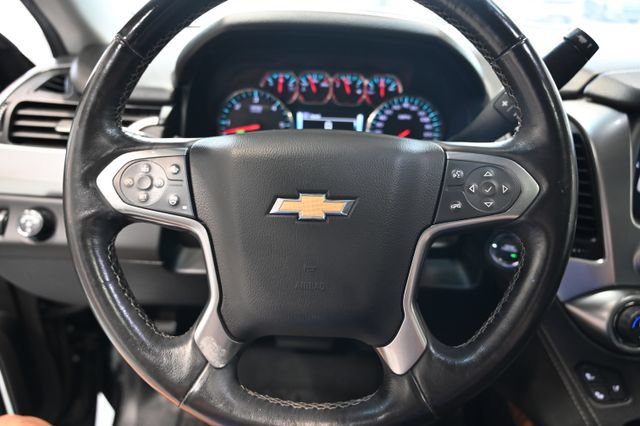 Used 2017 Chevrolet Suburban Premier AWD/4WD image 24