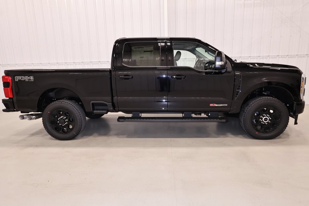 New 2026 Ford F350 Lariat w/ Black Appearance Package AWD/4WD image 2