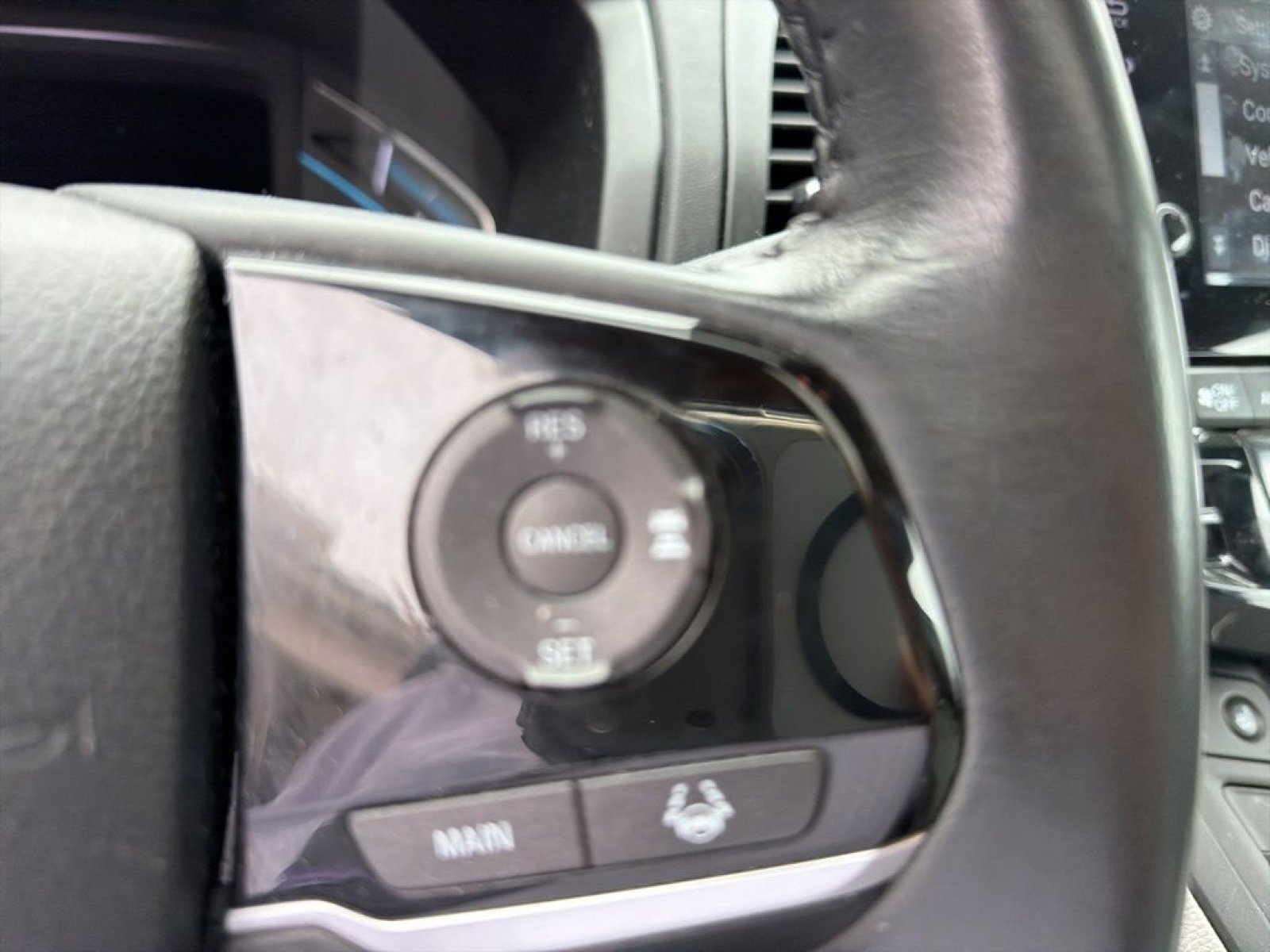 Used 2019 Honda Odyssey EX-L image 24